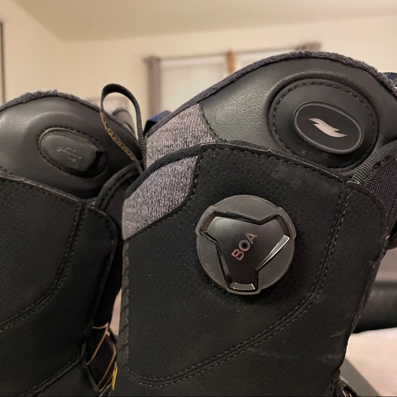 SALOMON Kiana Toast Heated Snowboard Boots - Picture 3 of 13